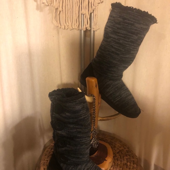 NWOT Muk Luks Liza sweater boot. - Picture 2 of 5